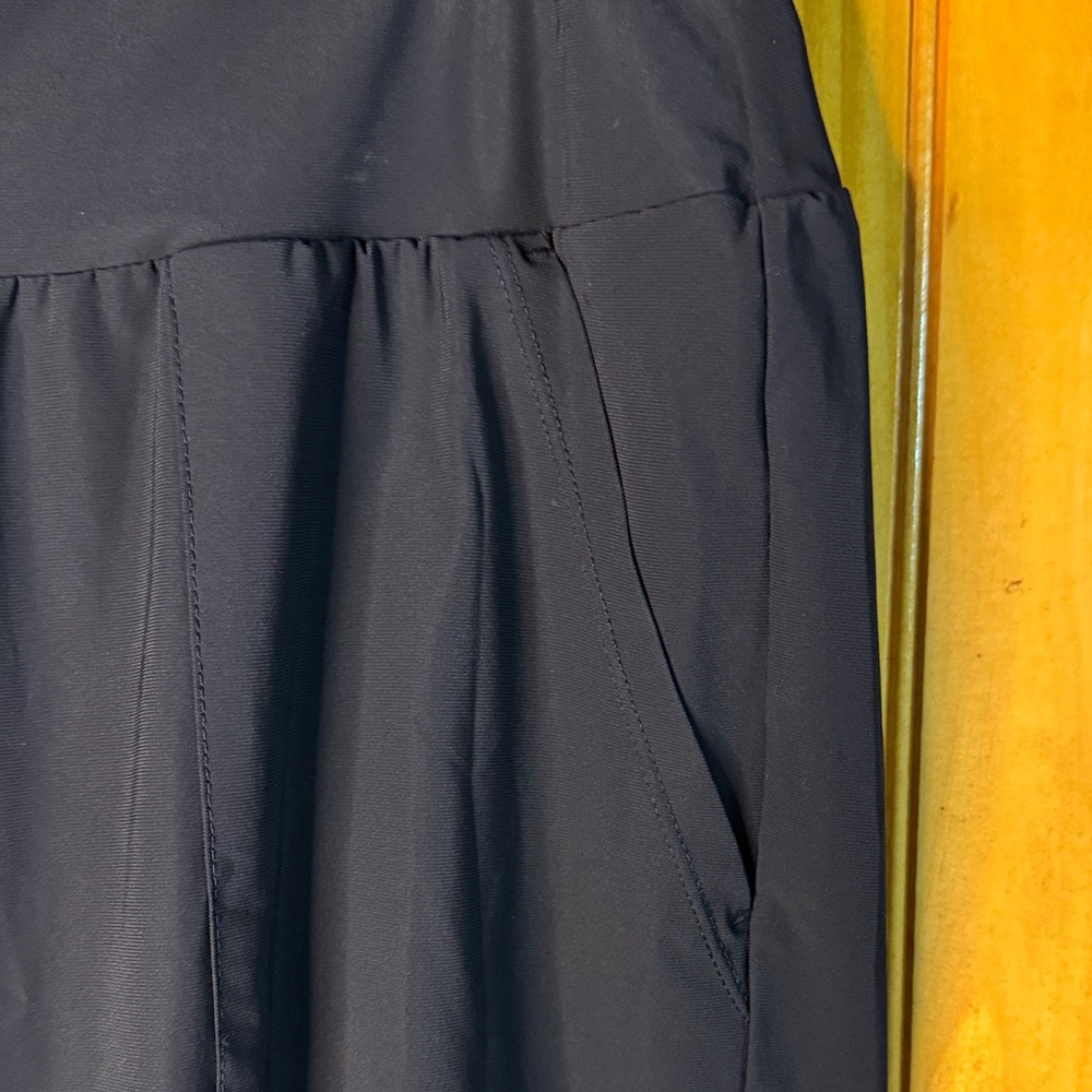 HALARA Black Joggers - Picture 7 of 11